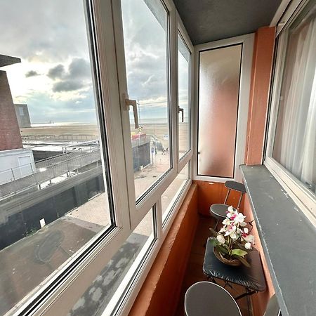 Appartement Avec Vue Sur Mer Dunkirk Exterior foto